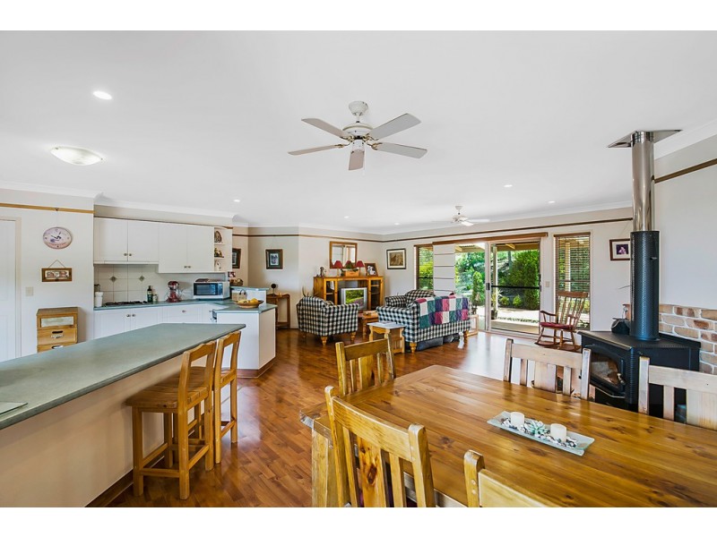 10 Grayson Court, Hodgson Vale QLD 4352