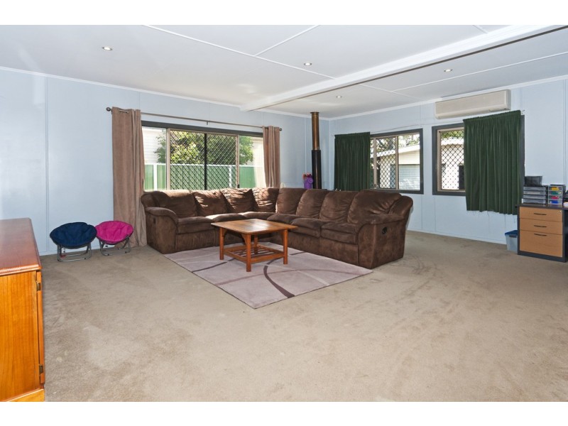 85 EAST STREET, Clifton QLD 4361