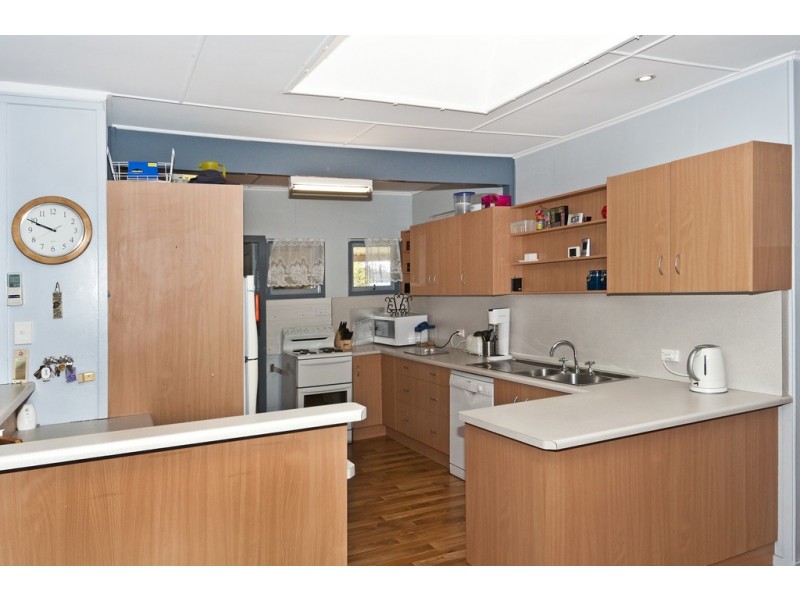 85 EAST STREET, Clifton QLD 4361