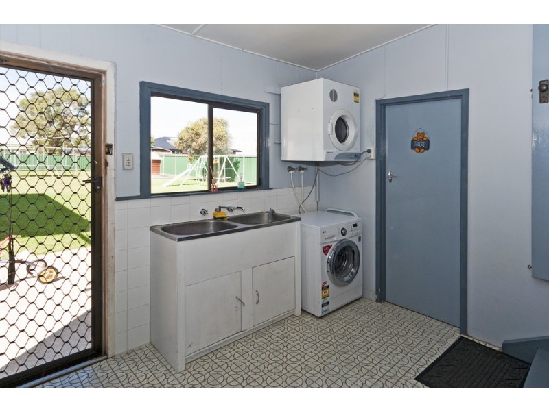 85 EAST STREET, Clifton QLD 4361