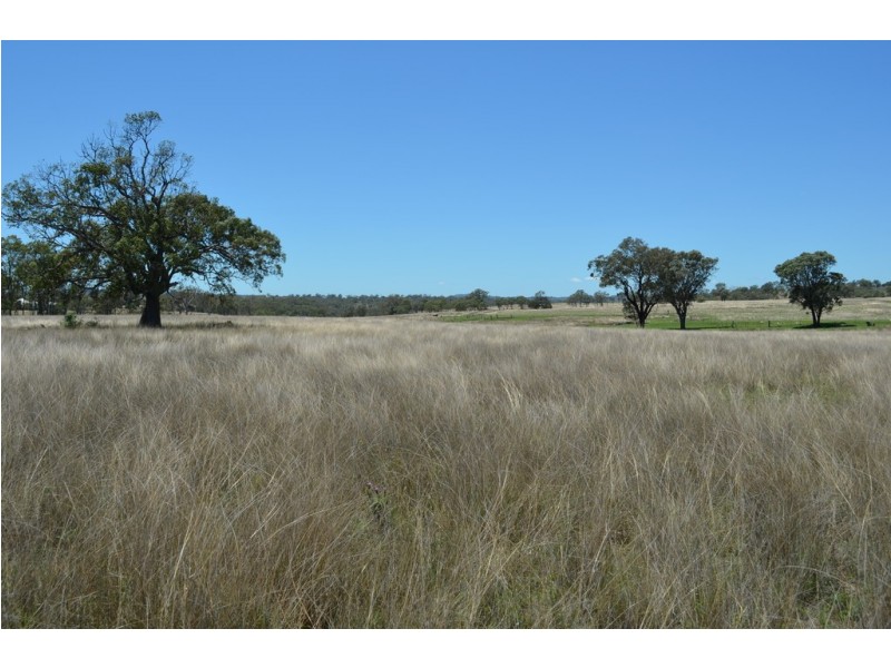 235 CLIFTON ROAD, Pittsworth QLD 4356