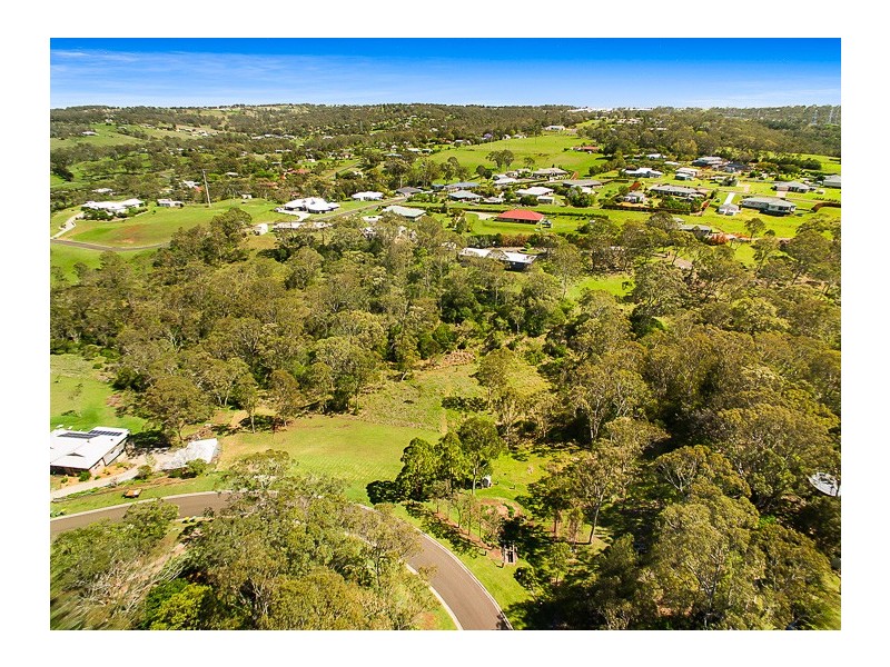 3 Echidna Crescent, Top Camp QLD 4350