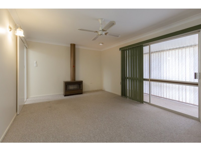 5 Raelyn Street, Centenary Heights QLD 4350