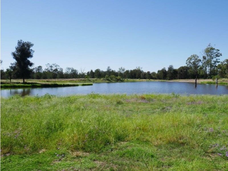 6402 CECIL PLAINS ROAD, Weir River QLD 4406