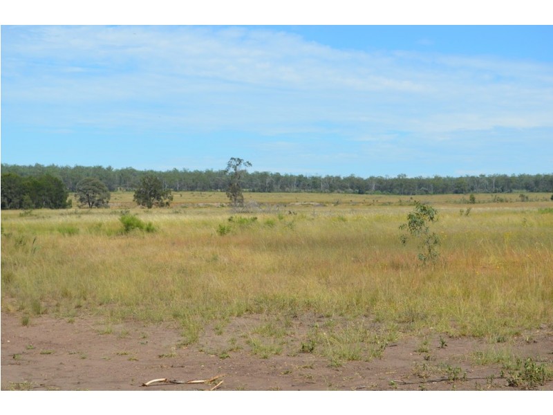 6402 CECIL PLAINS ROAD, Weir River QLD 4406