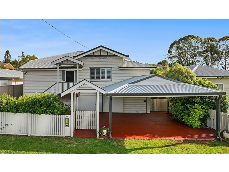 10 Atkinson Street, South Toowoomba QLD 4350