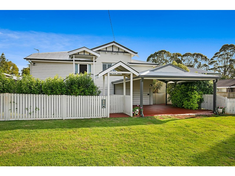 10 Atkinson Street, South Toowoomba QLD 4350