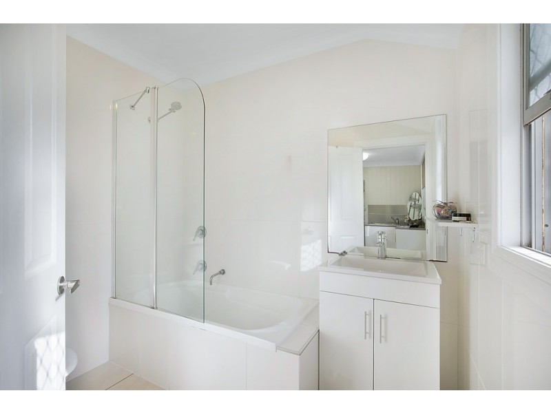 10 Atkinson Street, South Toowoomba QLD 4350