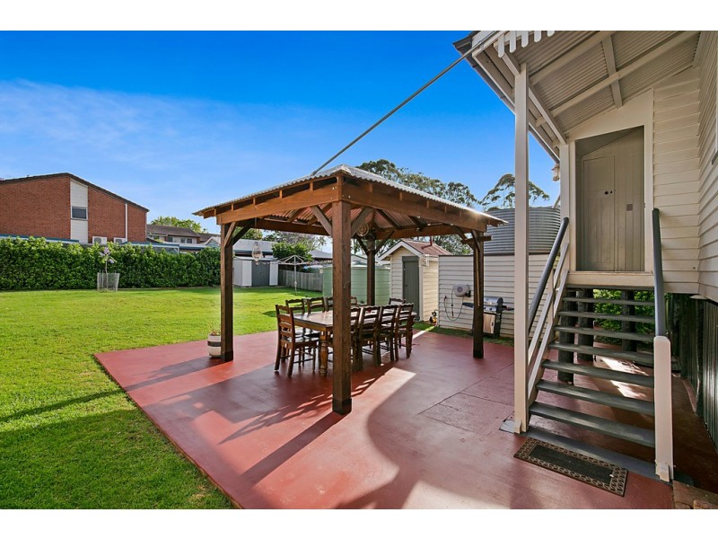 10 Atkinson Street, South Toowoomba QLD 4350