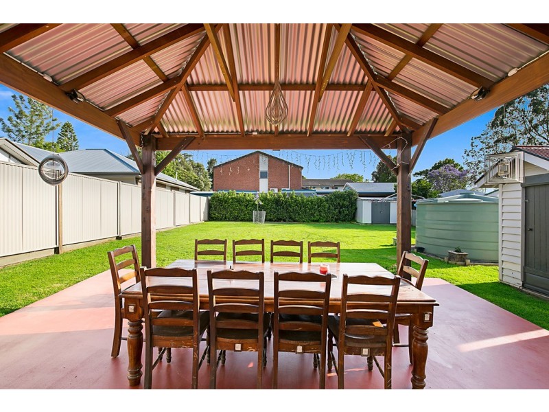 10 Atkinson Street, South Toowoomba QLD 4350
