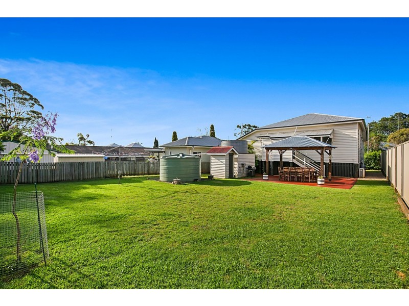 10 Atkinson Street, South Toowoomba QLD 4350