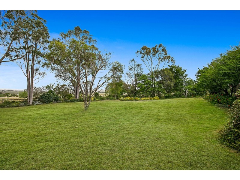 109 Ramsay Road, Cambooya QLD 4358