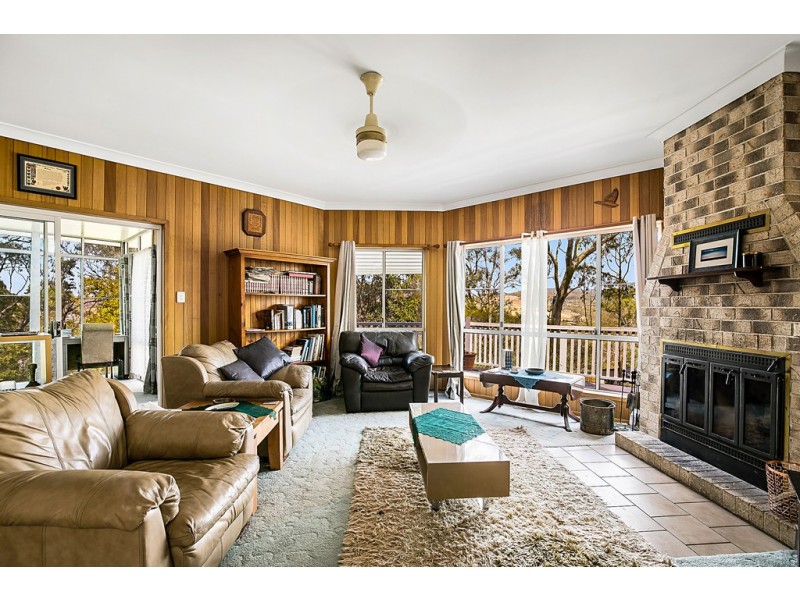 20 Hillview Court, Top Camp QLD 4350