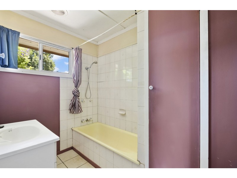 10 Tyack Street, Newtown QLD 4350