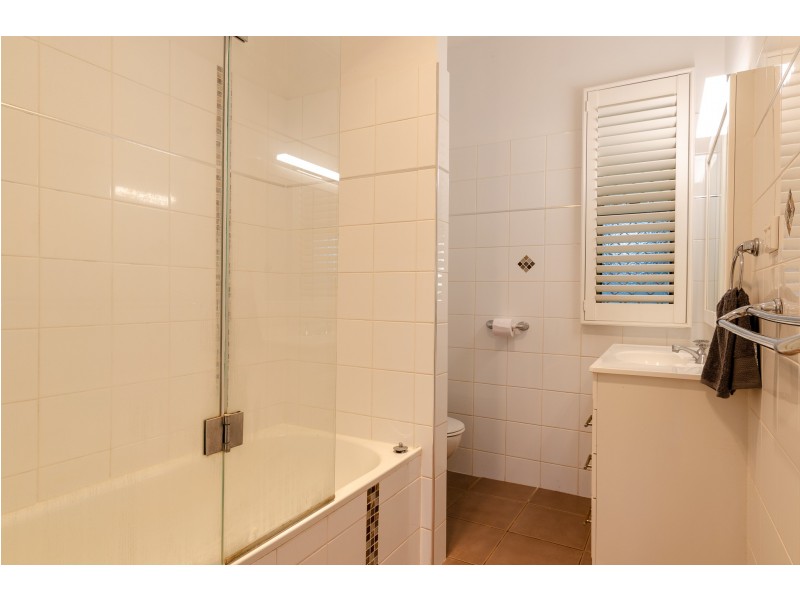 5 Chamberlain Street, North Toowoomba QLD 4350