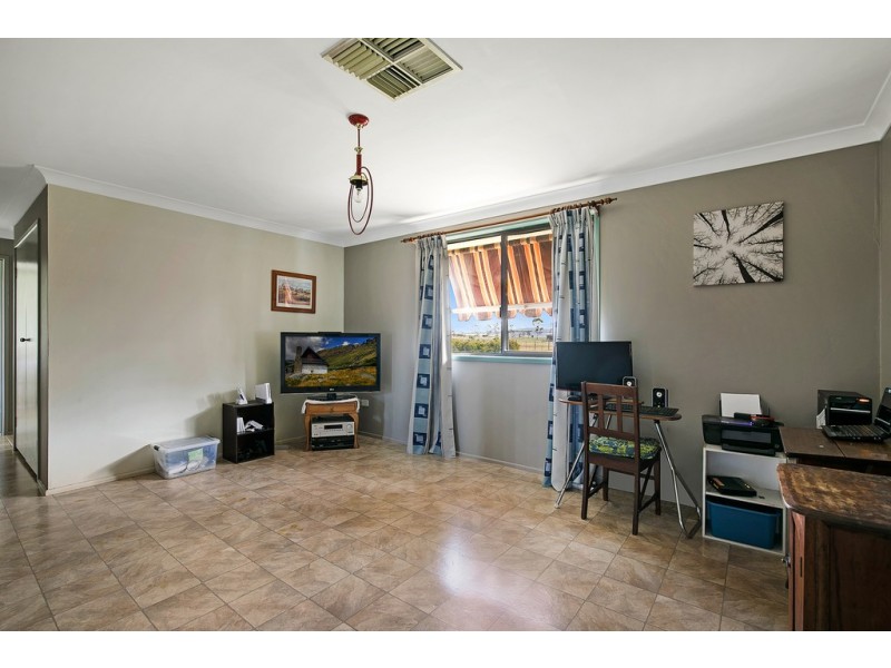 48 Railway Street, Cambooya QLD 4358