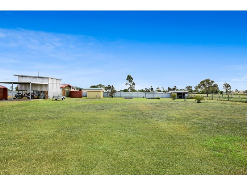 48 Railway Street, Cambooya QLD 4358