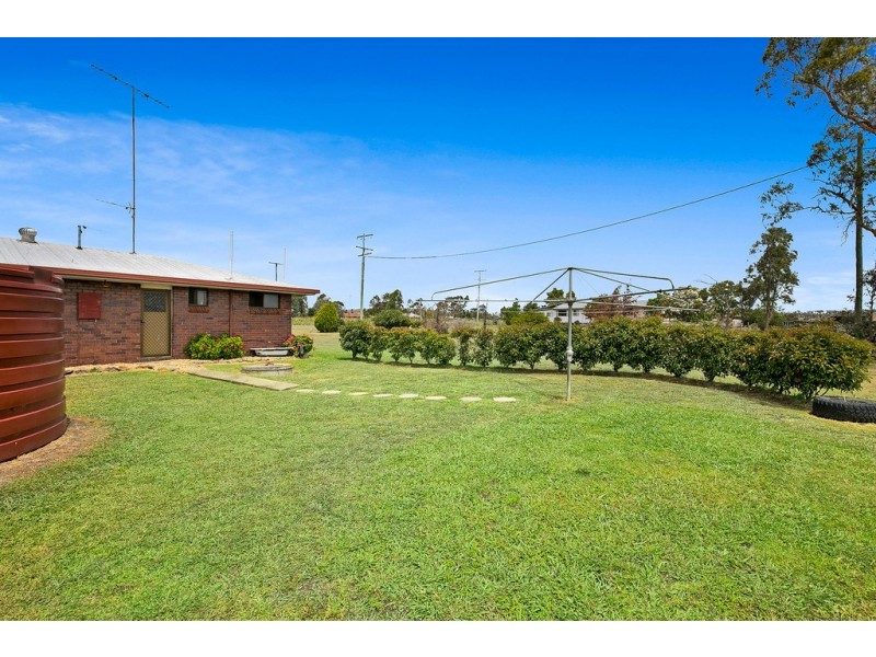 48 Railway Street, Cambooya QLD 4358