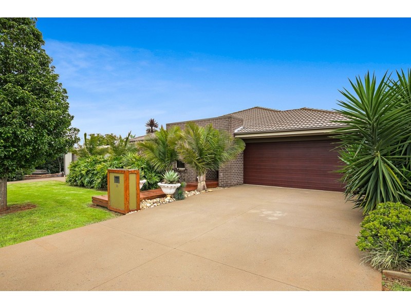 39 Highgrove Drive, Highfields QLD 4352