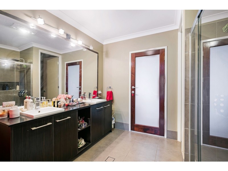 39 Highgrove Drive, Highfields QLD 4352