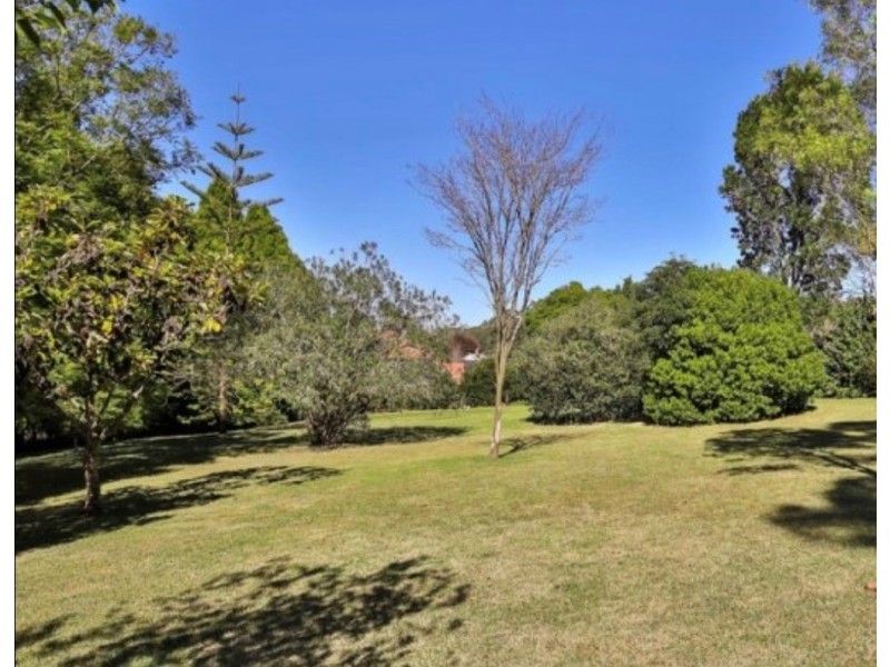4 Large Street, Middle Ridge QLD 4350