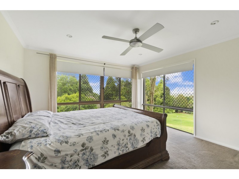 4 Large Street, Middle Ridge QLD 4350