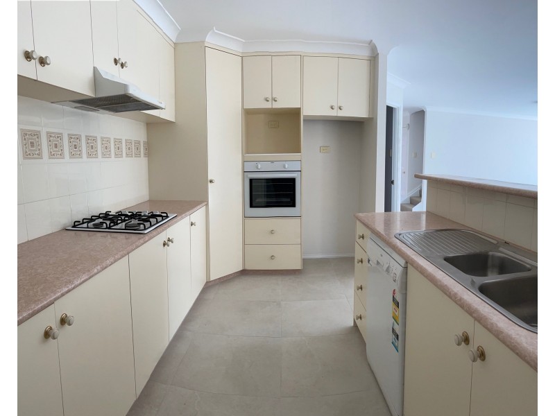 6/228 Mackenzie Street, Rangeville QLD 4350