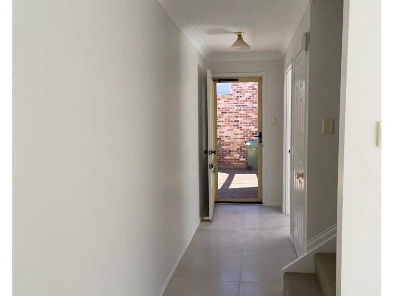 6/228 Mackenzie Street, Rangeville QLD 4350