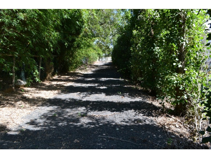 7a Creek Street, Crows Nest QLD 4355