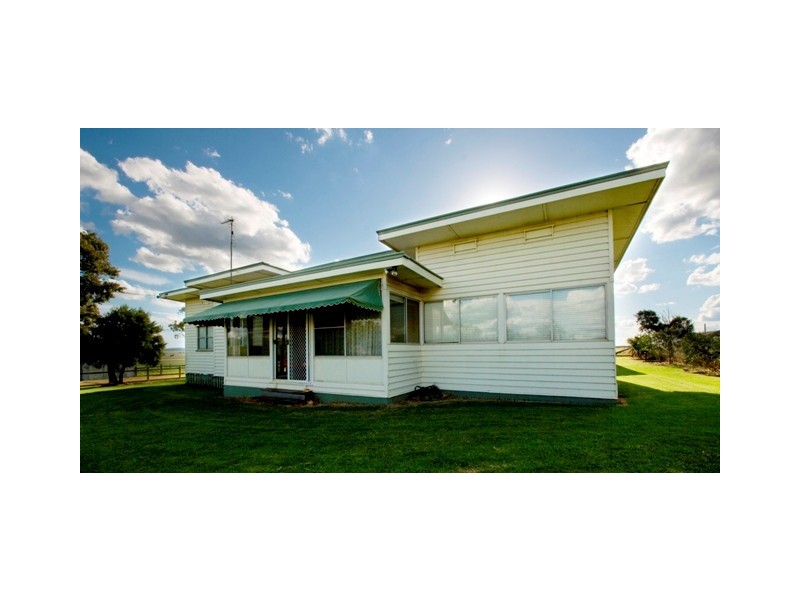 13328 New England Highway, Hodgson Vale QLD 4352