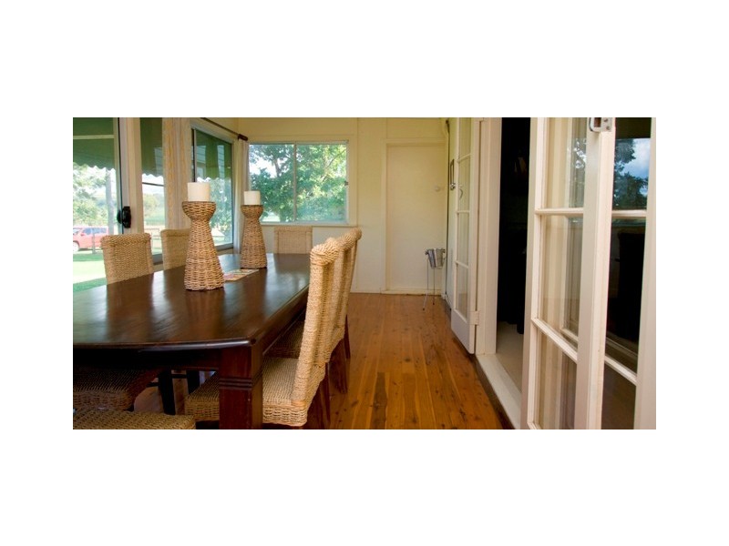 13328 New England Highway, Hodgson Vale QLD 4352