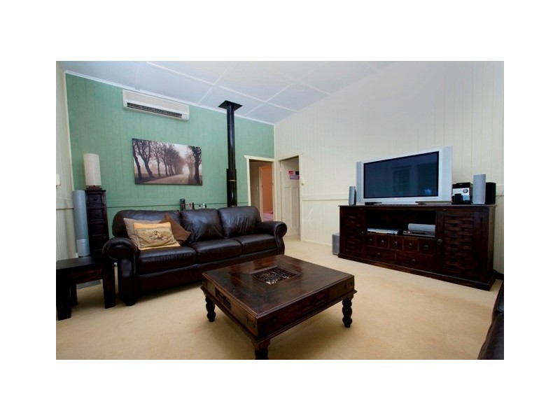 13328 New England Highway, Hodgson Vale QLD 4352