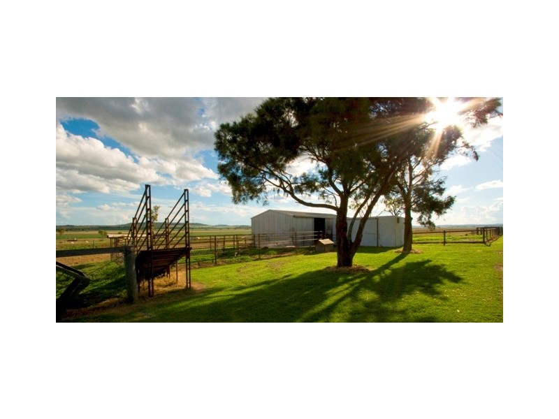 13328 New England Highway, Hodgson Vale QLD 4352