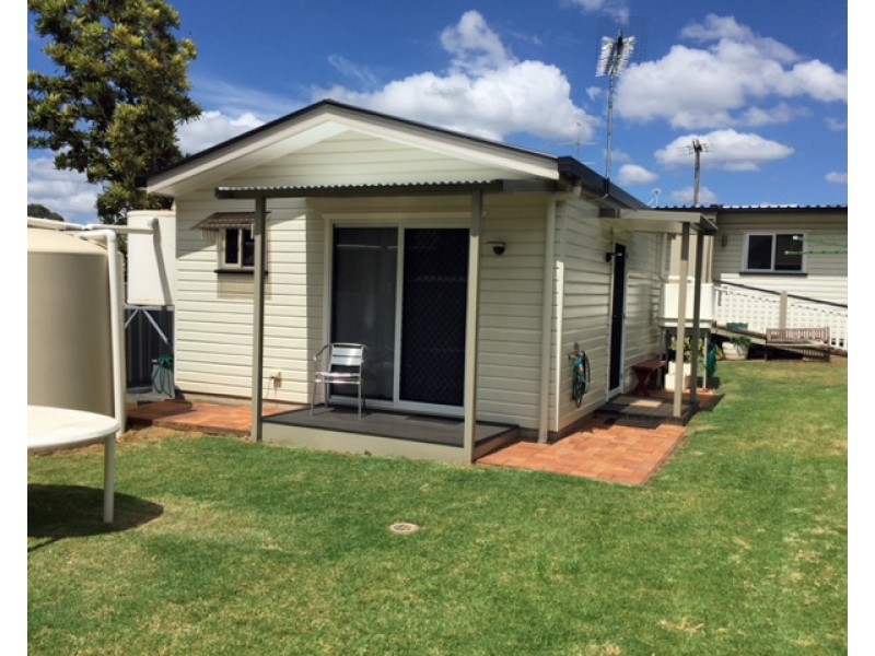 349 Tor Street, Wilsonton QLD 4350