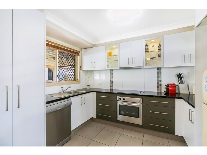 4 Brock Court, Darling Heights QLD 4350