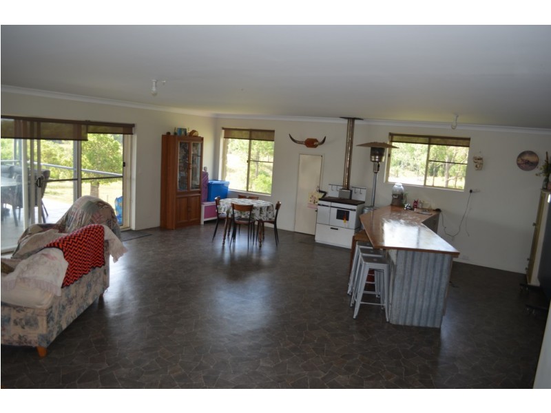 937 Coalbank Road, Highgrove QLD 4352