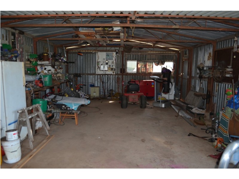 937 Coalbank Road, Highgrove QLD 4352