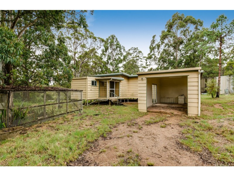 11 Marion Street, Pechey QLD 4352