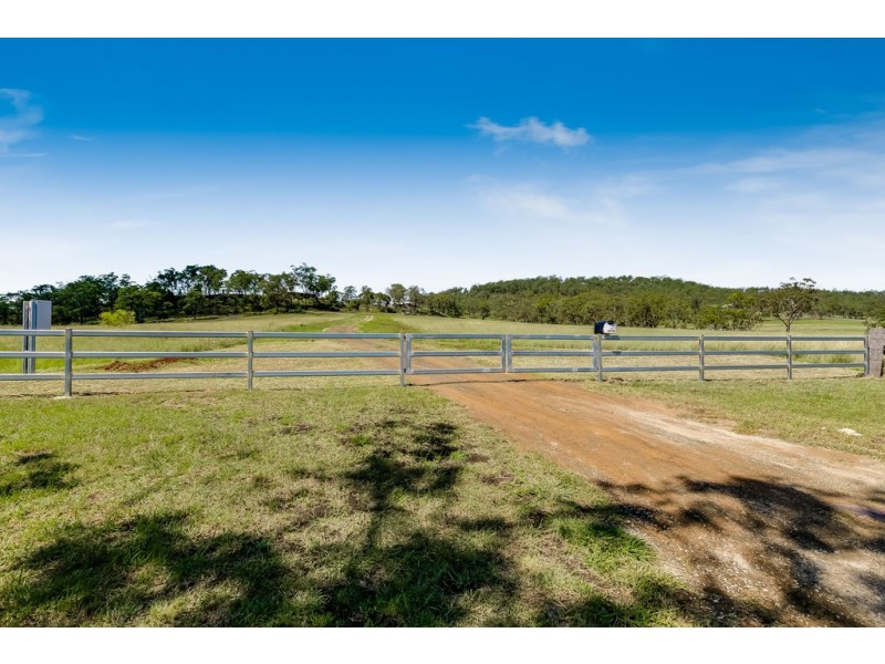 47 Volker Road, Mount Rascal QLD 4350