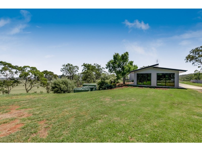 47 Volker Road, Mount Rascal QLD 4350