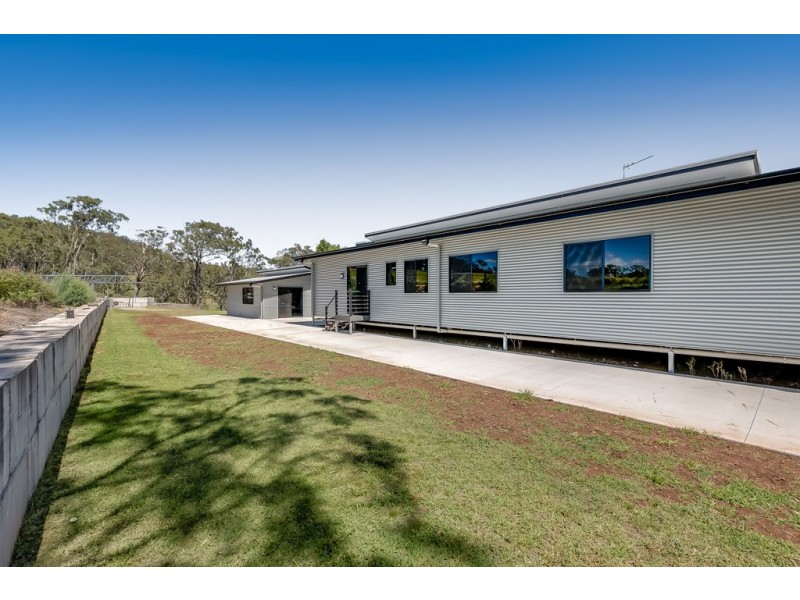 47 Volker Road, Mount Rascal QLD 4350