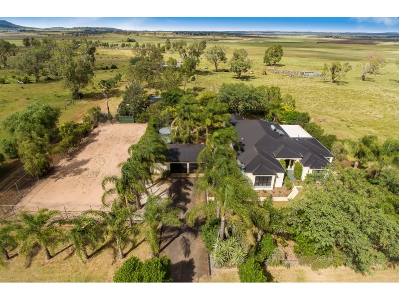 133 Priors Road, Kingsthorpe QLD 4400