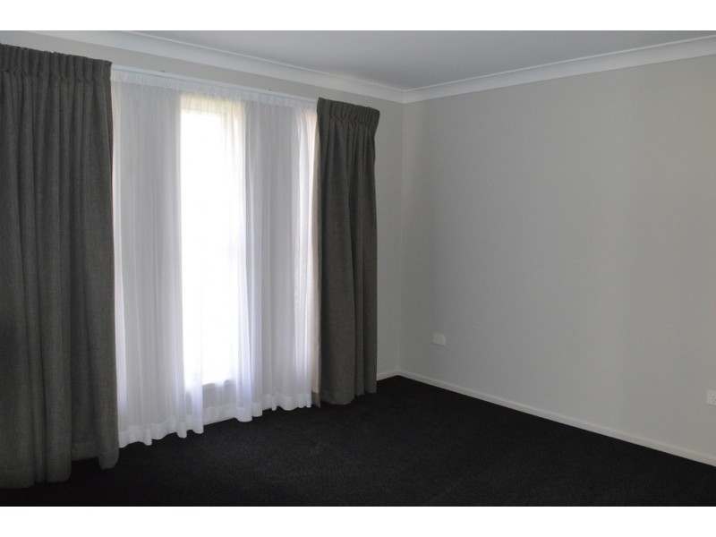 4/164 Main Street, Westbrook QLD 4350