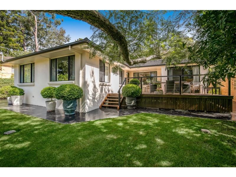 9 Fairholme Street, Mount Lofty QLD 4350