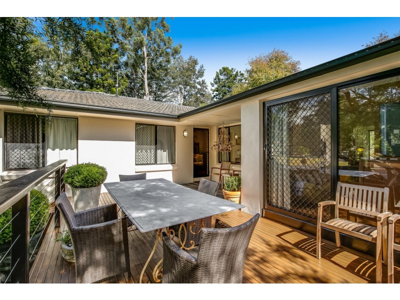 9 Fairholme Street, Mount Lofty QLD 4350