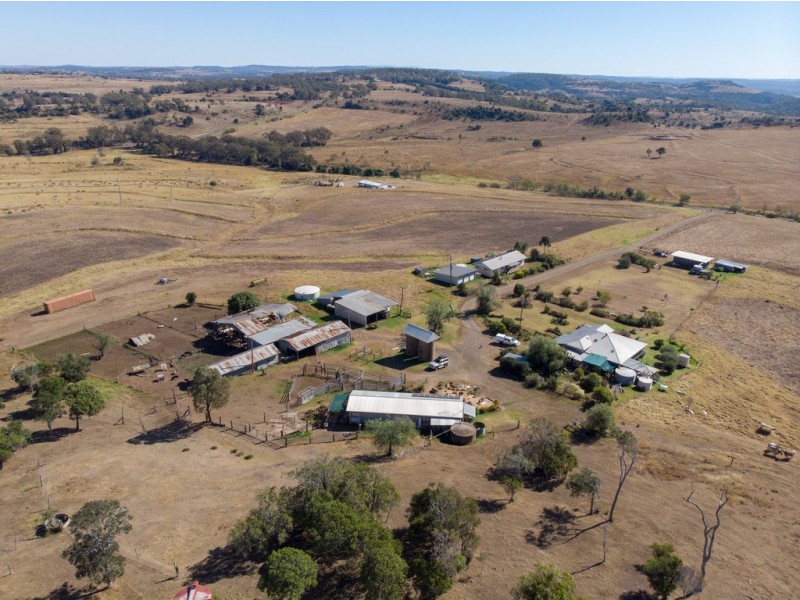 1009 Haden Crows Nest Road, Bergen QLD 4353