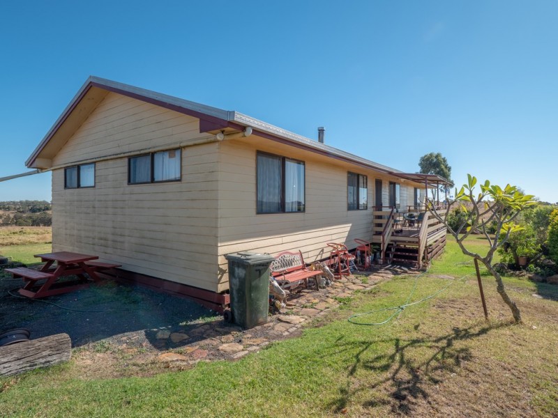 1009 Haden Crows Nest Road, Bergen QLD 4353