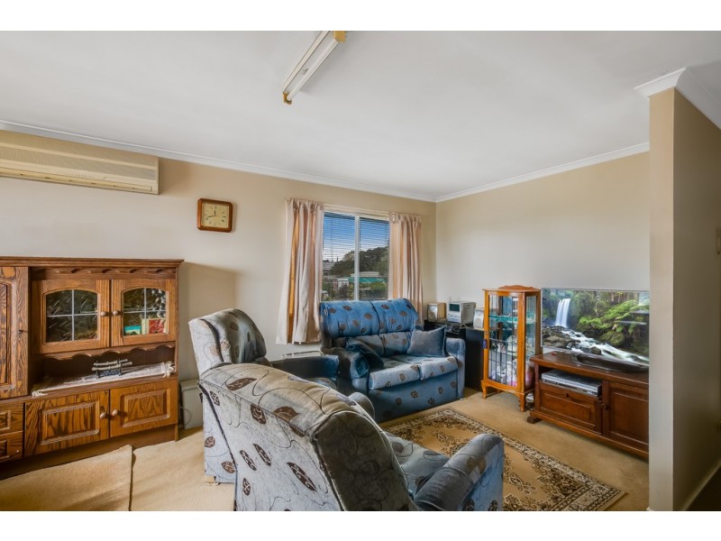 20 Scheske Street, Wilsonton QLD 4350