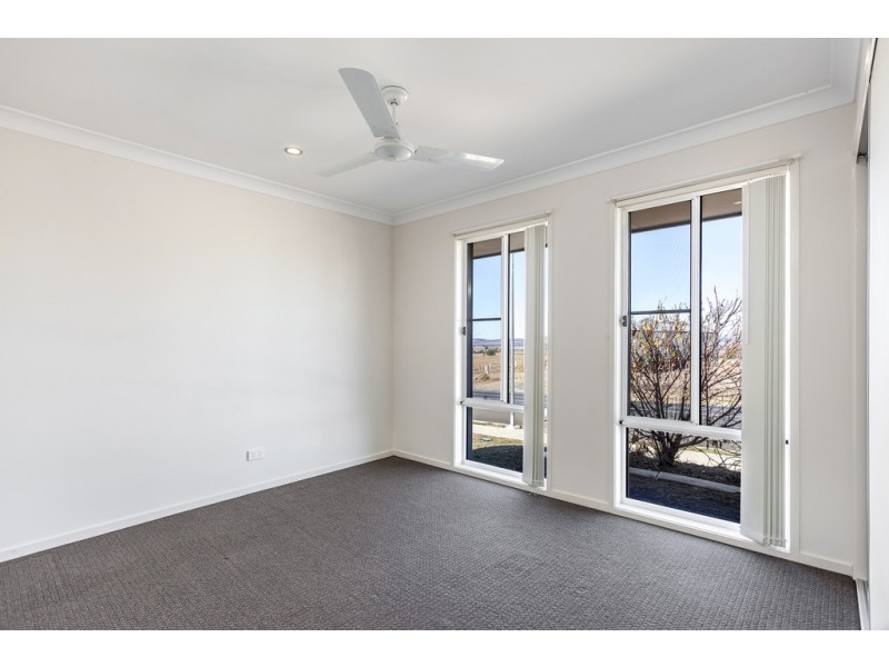 42 Newman Road, Wyreema QLD 4352