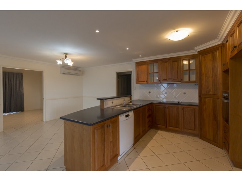 7 Keats Court, Westbrook QLD 4350